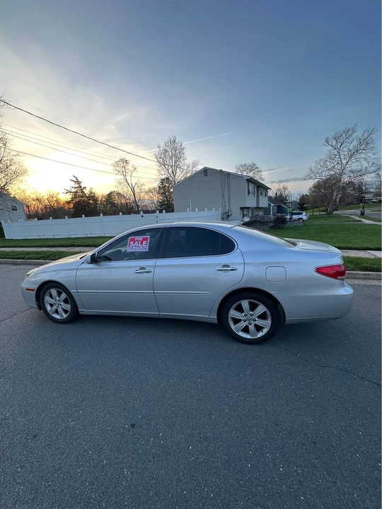 2006 Lexus ES 4th Gen - Image 5 of 13