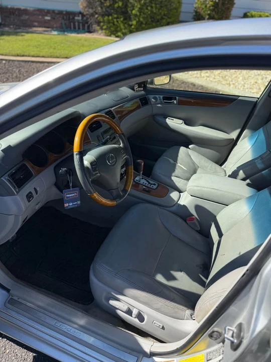 2006 Lexus ES 4th Gen - Image 13 of 20