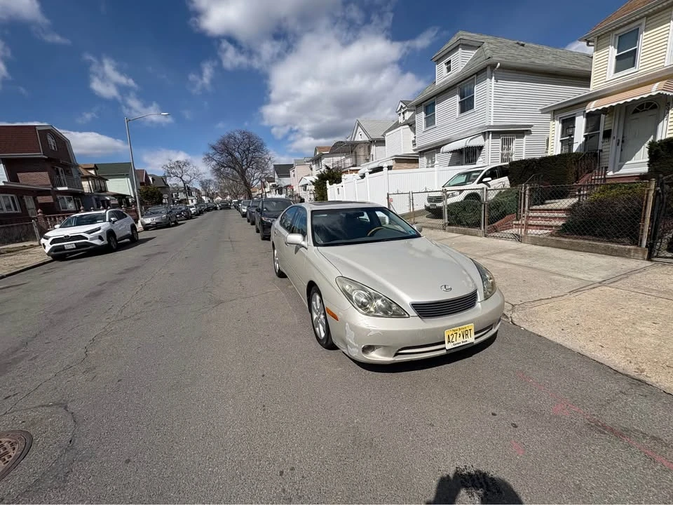 2006 Lexus ES 4th Gen - Image 4 of 15
