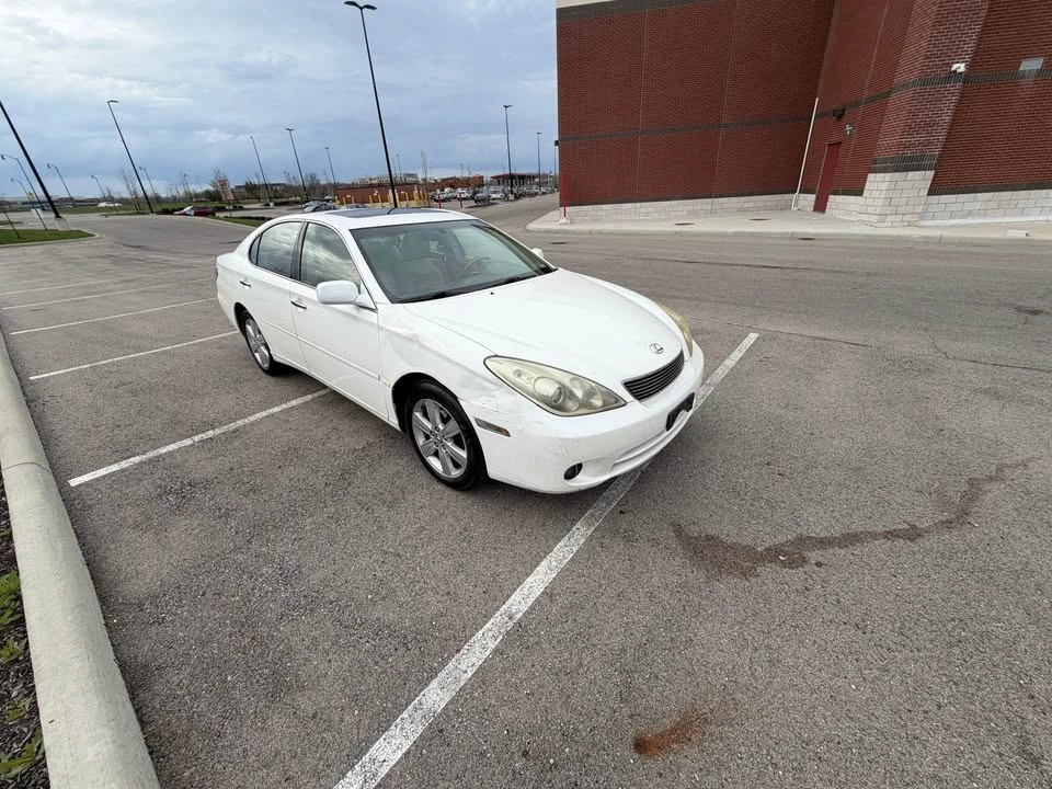 2006 Lexus ES 4th Gen - Image 8 of 16