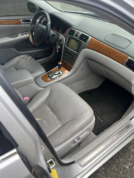 2006 Lexus ES 4th Gen - Image 3 of 8