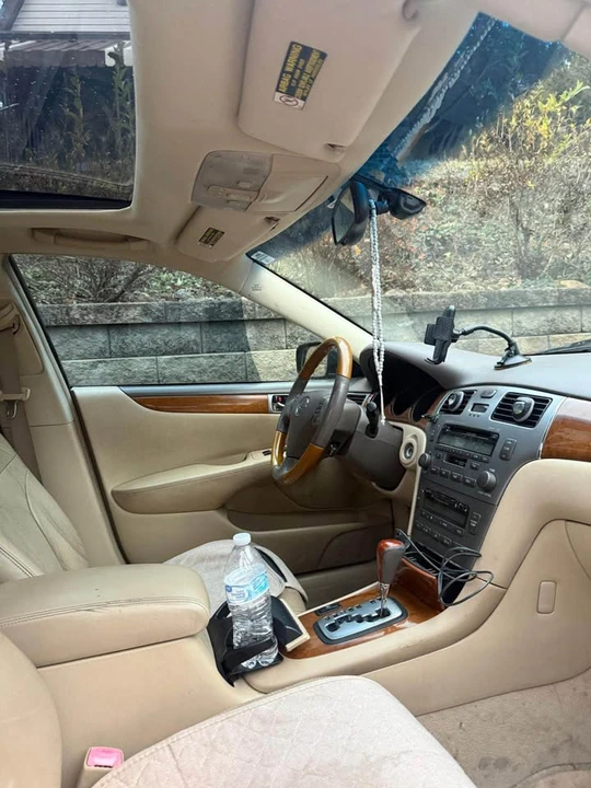 2006 Lexus ES 4th Gen - Image 6 of 6
