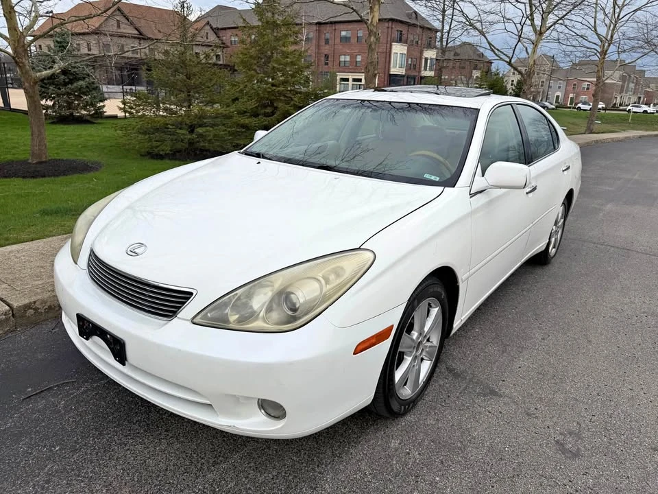 2006 Lexus ES 4th Gen - Image 2 of 16