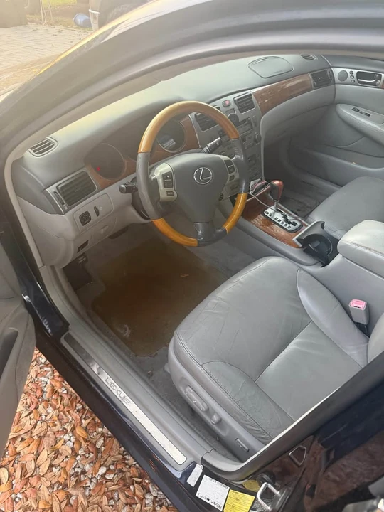 2006 Lexus ES 4th Gen - Image 4 of 5