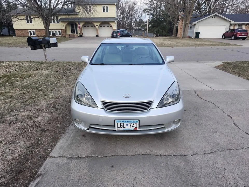 2006 Lexus ES 4th Gen - Image 2 of 20