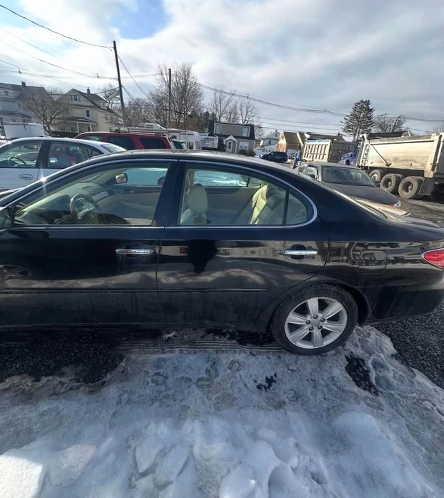 2006 Lexus ES 4th Gen - Image 6 of 9
