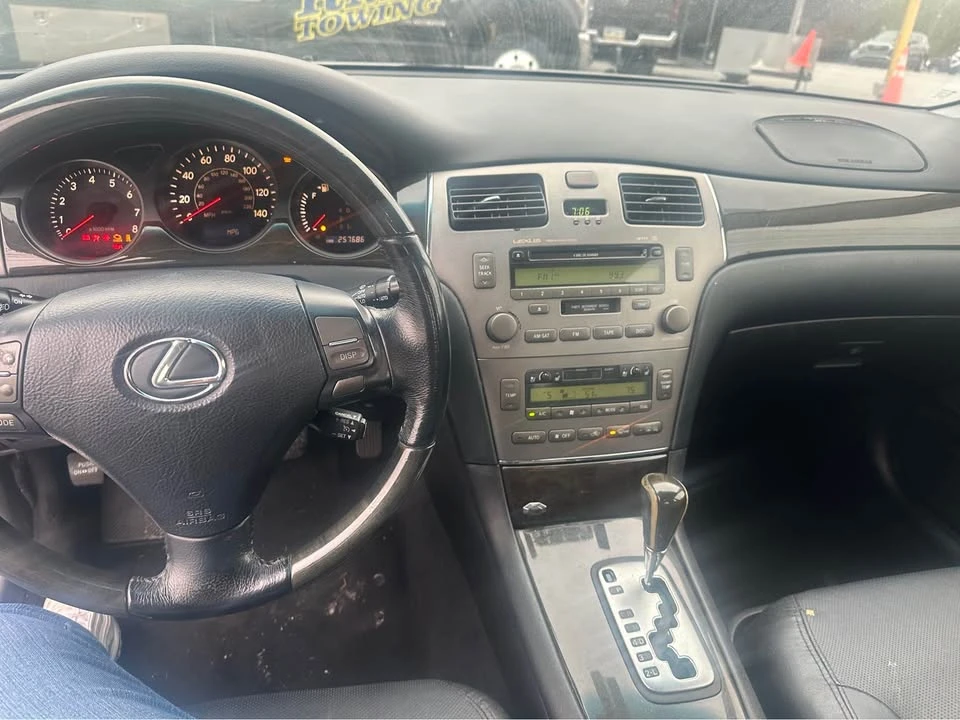 2006 Lexus ES 4th Gen - Image 4 of 8
