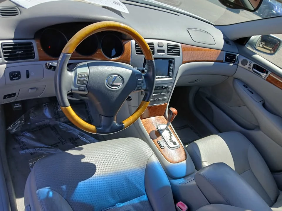 2006 Lexus ES 4th Gen - Image 8 of 11