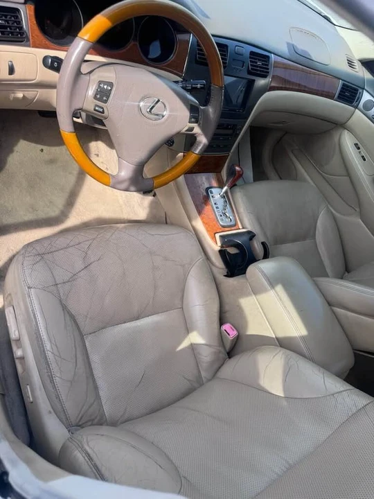 2006 Lexus ES 4th Gen - Image 4 of 4