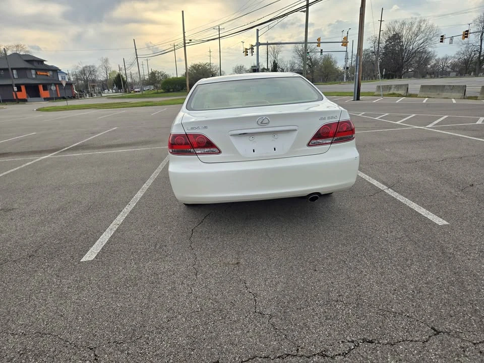 2006 Lexus ES 4th Gen - Image 16 of 17