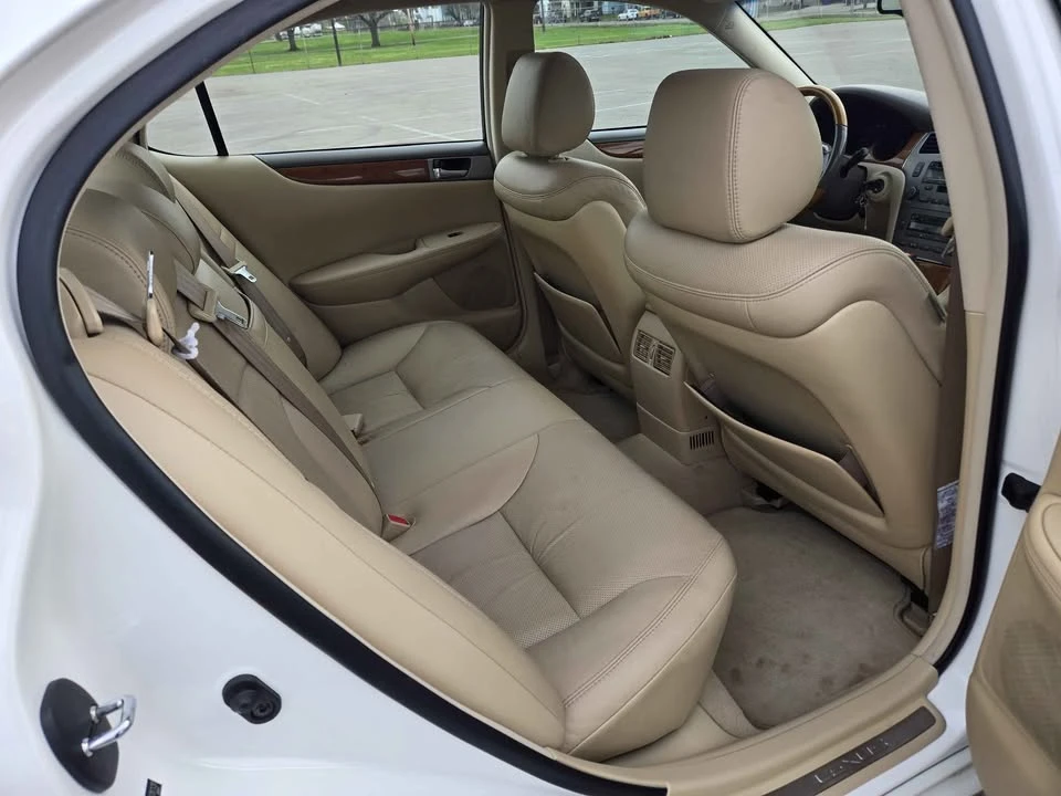 2006 Lexus ES 4th Gen - Image 6 of 17