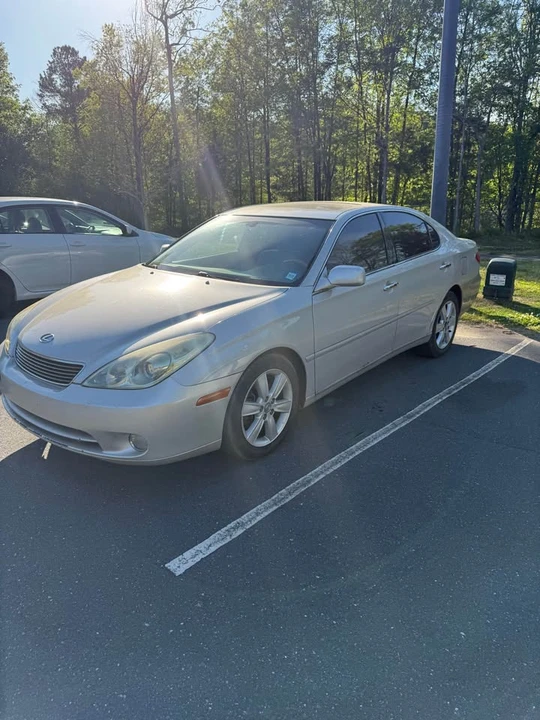 2006 Lexus ES 4th Gen - Image 12 of 20