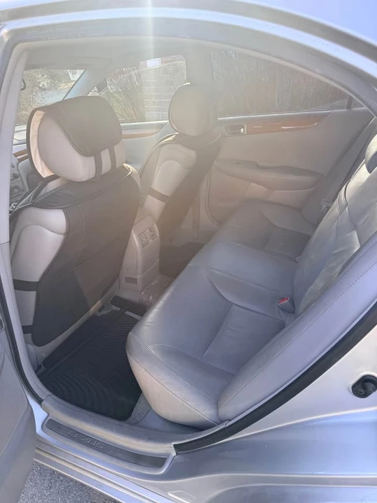 2006 Lexus ES 4th Gen - Image 4 of 10