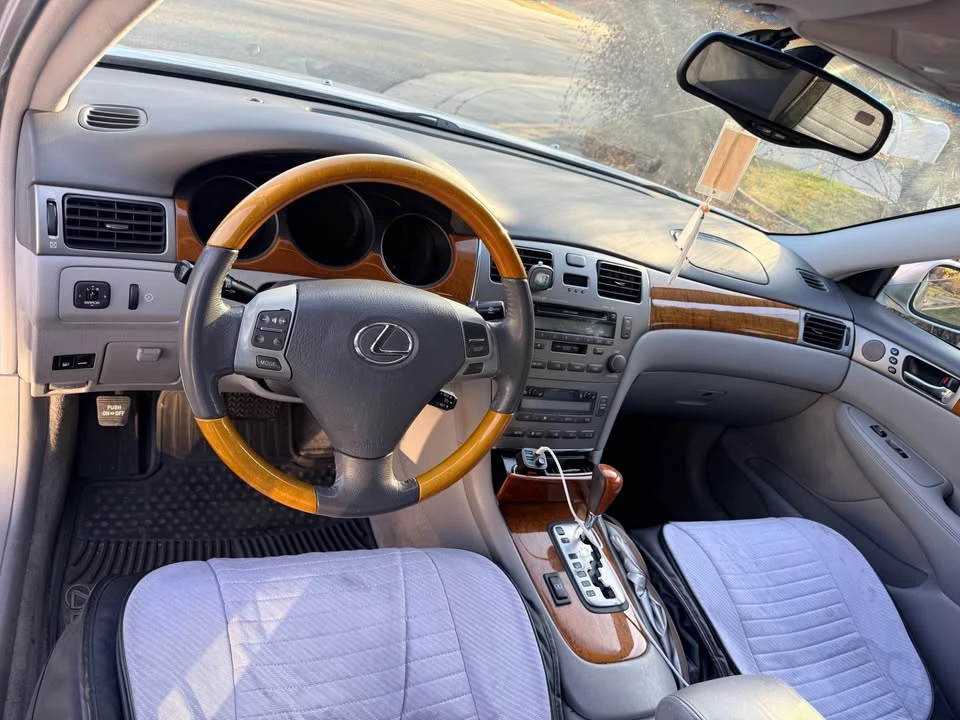 2006 Lexus ES 4th Gen - Image 6 of 10