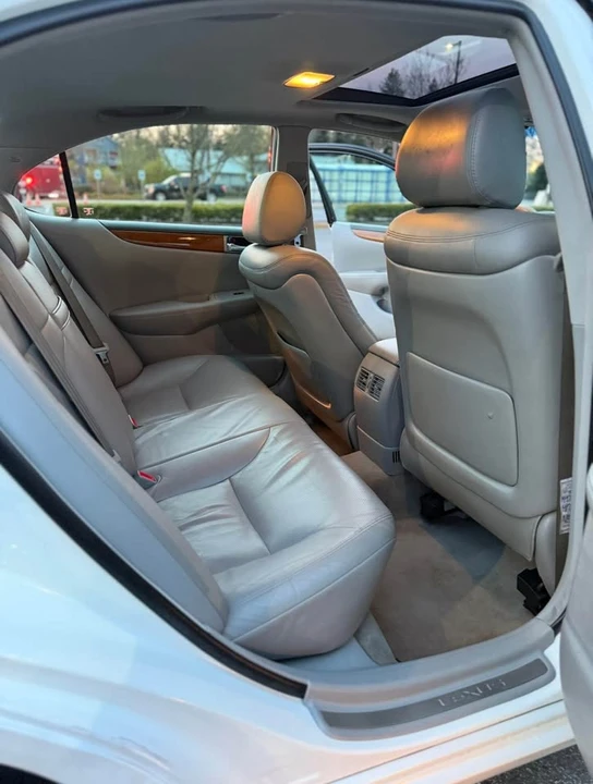 2006 Lexus ES 4th Gen - Image 6 of 10