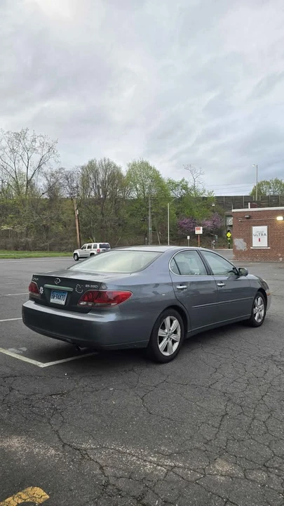 2006 Lexus ES 4th Gen - Image 3 of 18