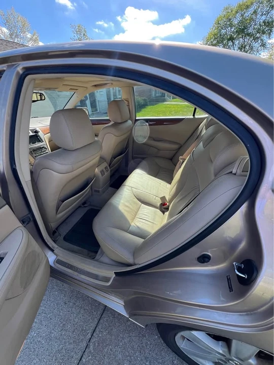 2006 Lexus ES 4th Gen - Image 4 of 18