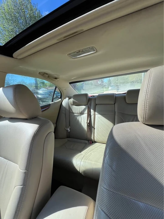 2006 Lexus ES 4th Gen - Image 12 of 18