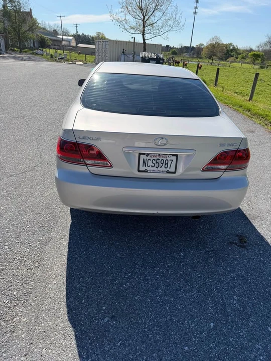 2006 Lexus ES 4th Gen - Image 4 of 16