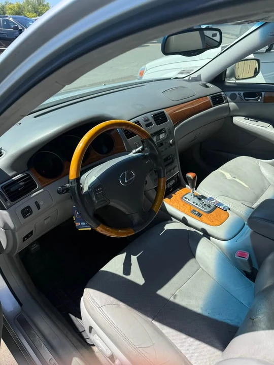 2006 Lexus ES 4th Gen - Image 13 of 13