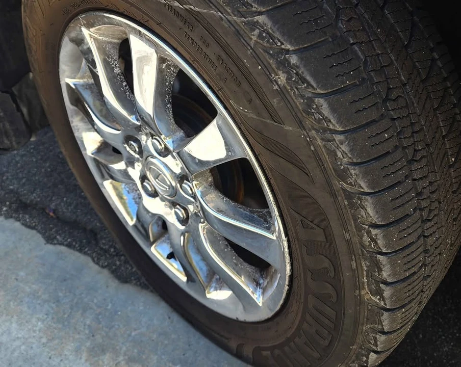 2006 Lexus ES 4th Gen - Image 11 of 15