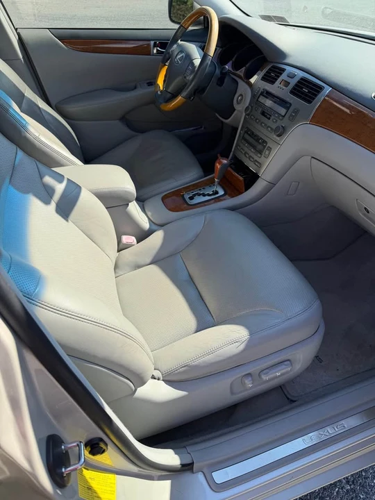2006 Lexus ES 4th Gen - Image 7 of 16