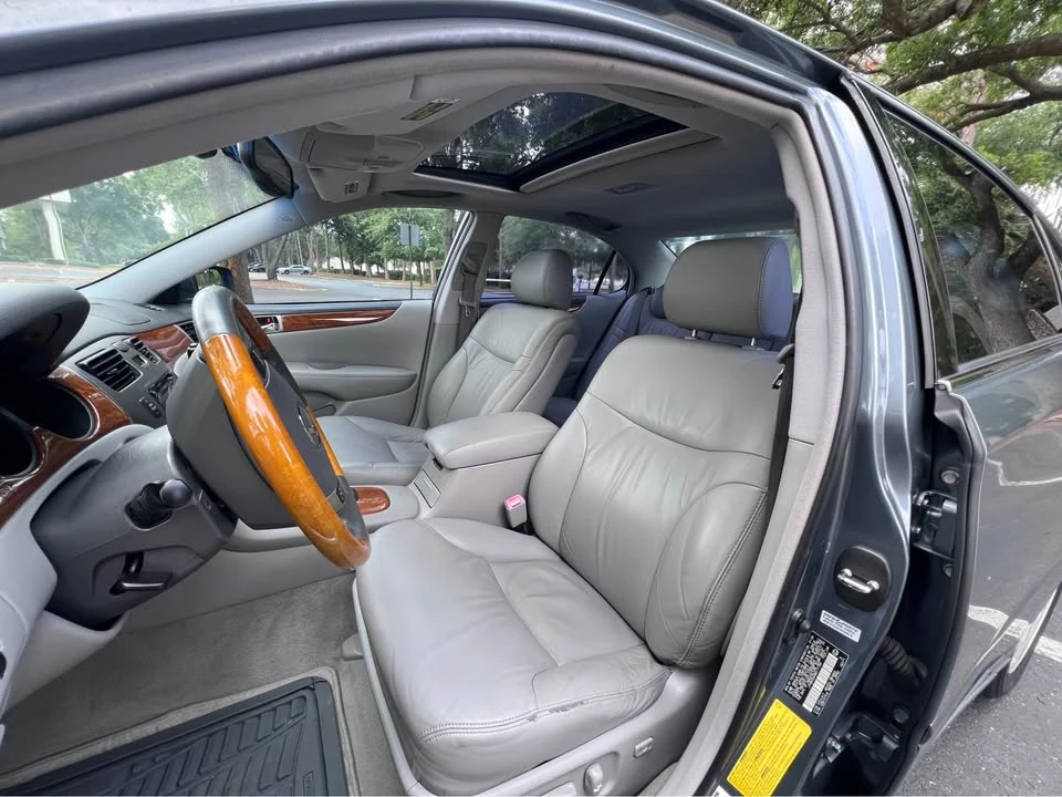2006 Lexus ES 4th Gen - Image 8 of 14