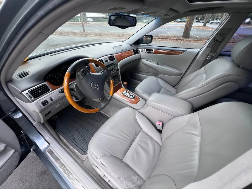2006 Lexus ES 4th Gen - Image 7 of 14