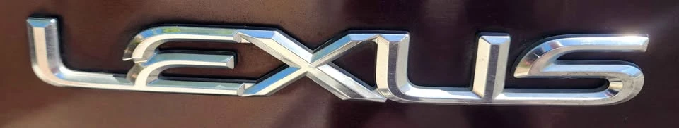 2006 Lexus ES 4th Gen - Image 9 of 15