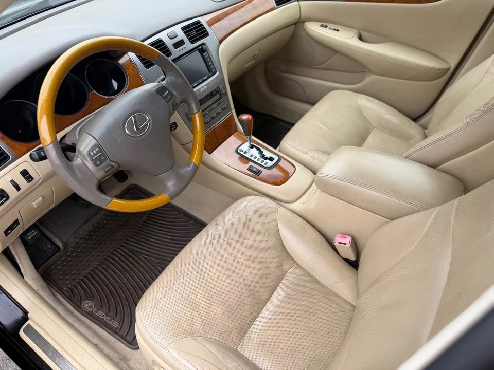 2006 Lexus ES 4th Gen - Image 8 of 16