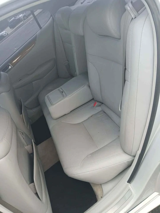 2006 Lexus ES 4th Gen - Image 11 of 12