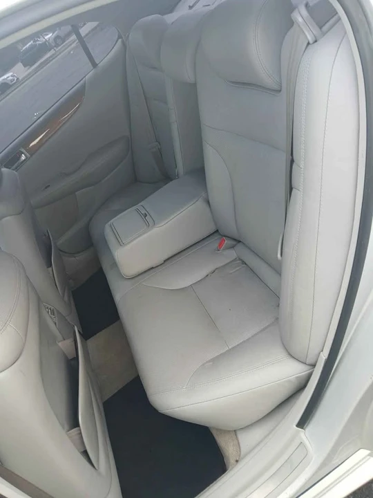 2006 Lexus ES 4th Gen - Image 8 of 11