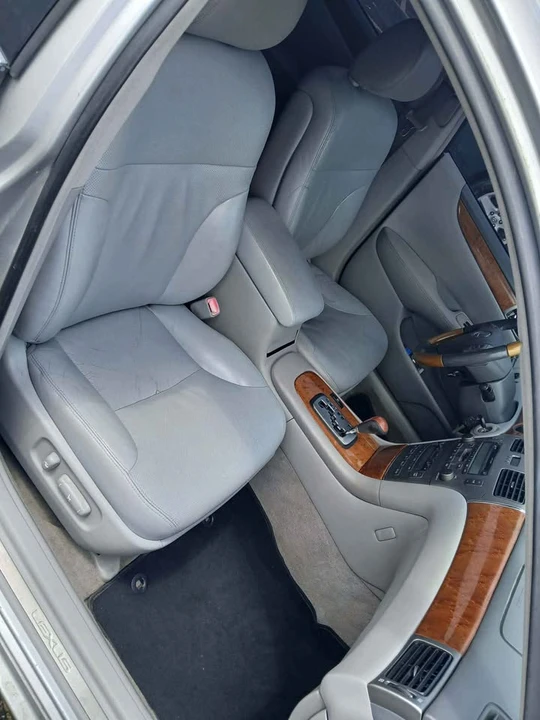 2006 Lexus ES 4th Gen - Image 10 of 12