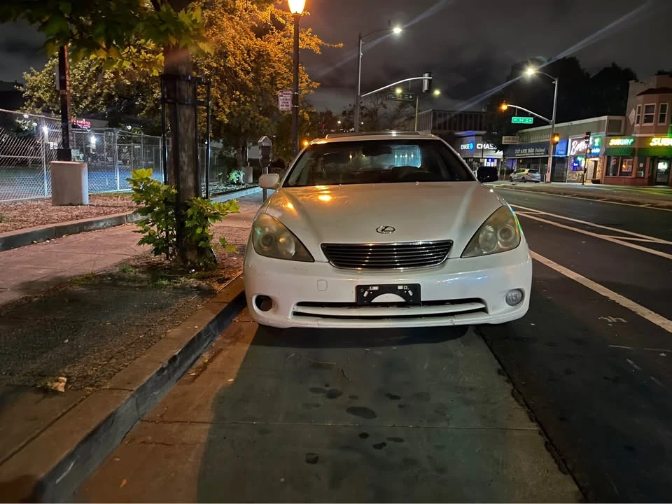 2006 Lexus ES 4th Gen - Image 3 of 10
