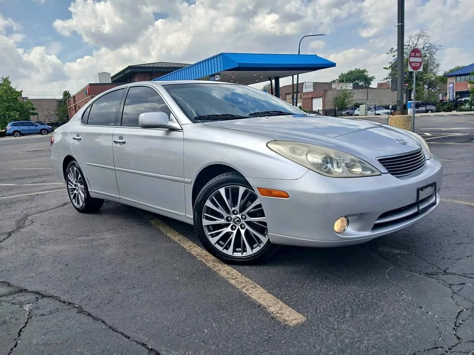 2006 Lexus ES 4th Gen - Image 2 of 12