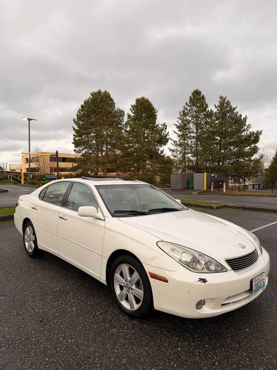 2006 Lexus ES 3rd Gen - Image 5 of 16