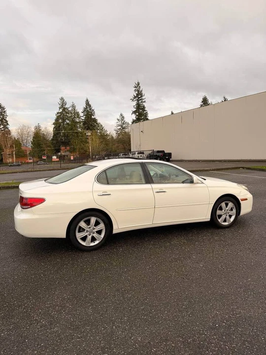 2006 Lexus ES 3rd Gen - Image 4 of 16