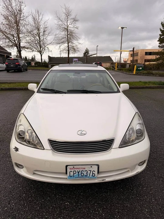 2006 Lexus ES 3rd Gen - Image 3 of 16