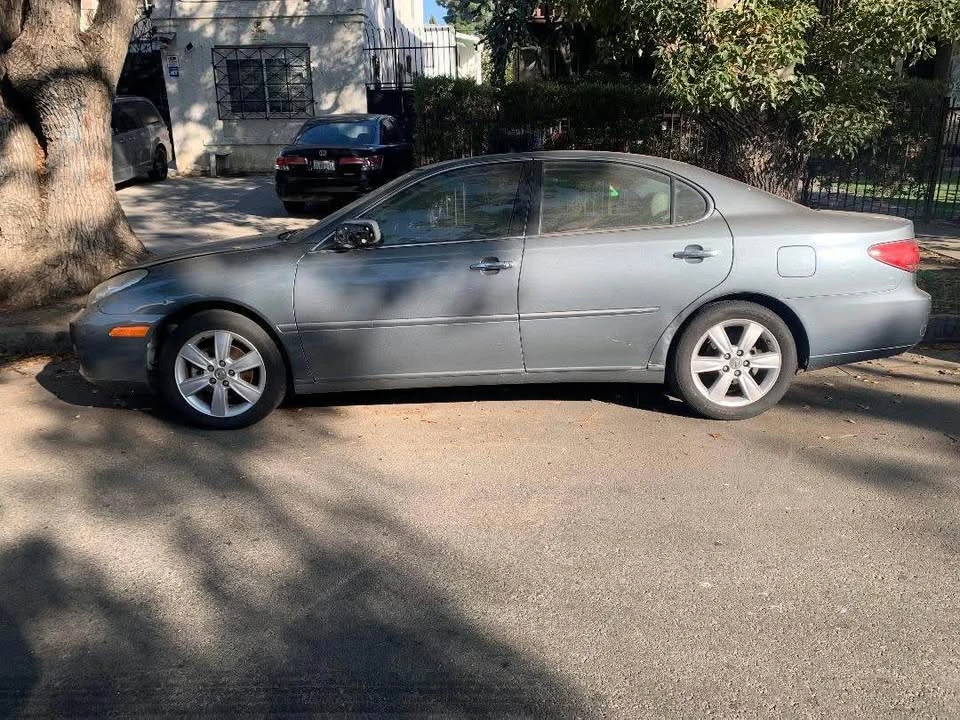 2006 Lexus ES 4th Gen - Image 2 of 4
