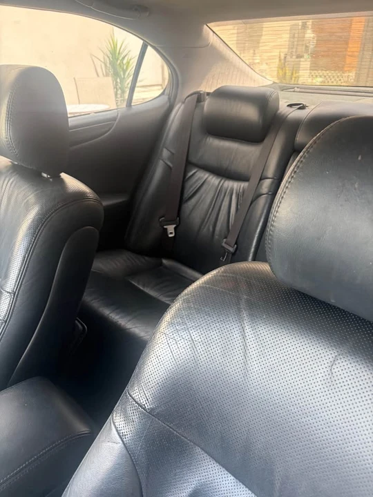 2006 Lexus ES 4th Gen - Image 11 of 16