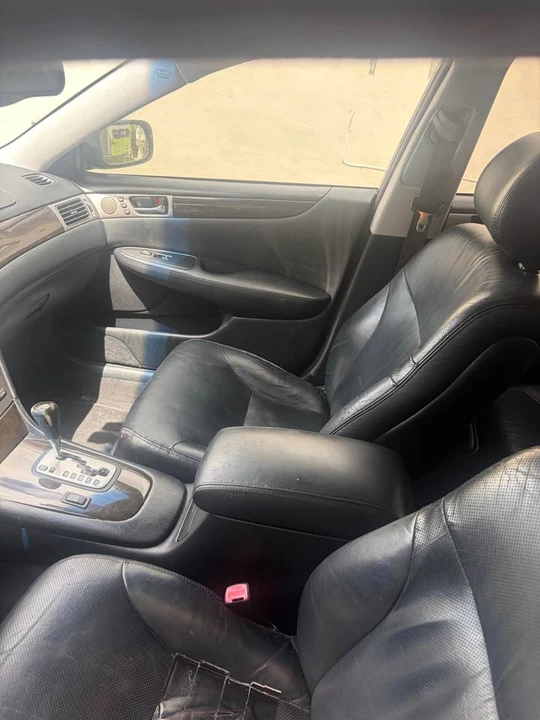 2006 Lexus ES 4th Gen - Image 12 of 16