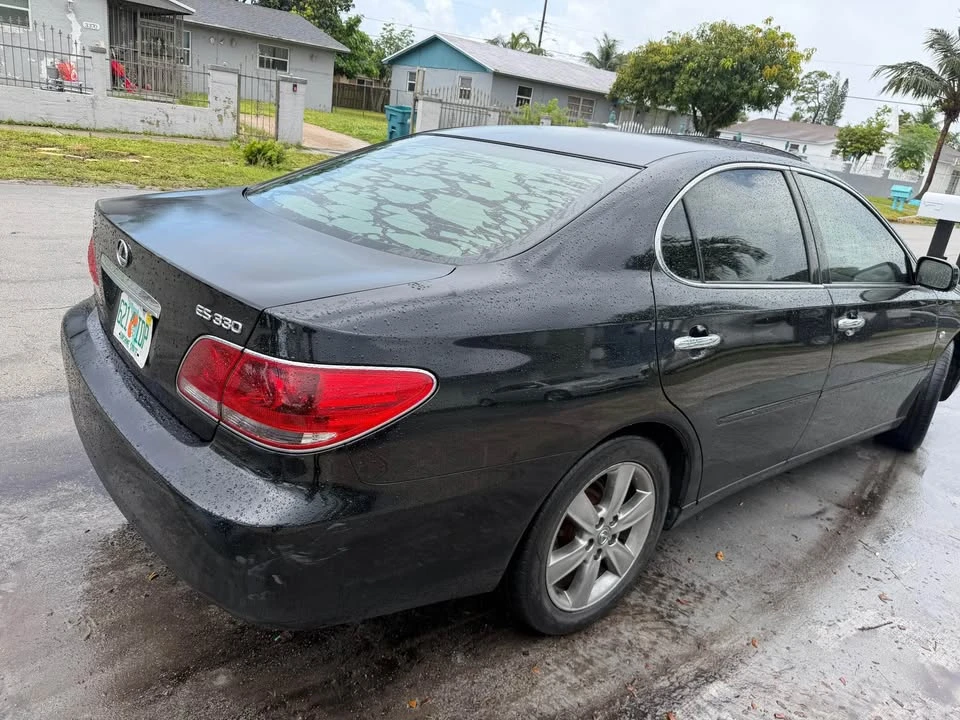 2006 Lexus ES 4th Gen - Image 2 of 16