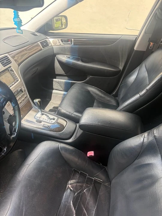2006 Lexus ES 4th Gen - Image 15 of 16