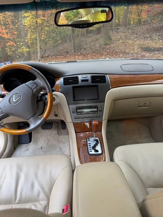 2006 Lexus ES 4th Gen - Image 7 of 11