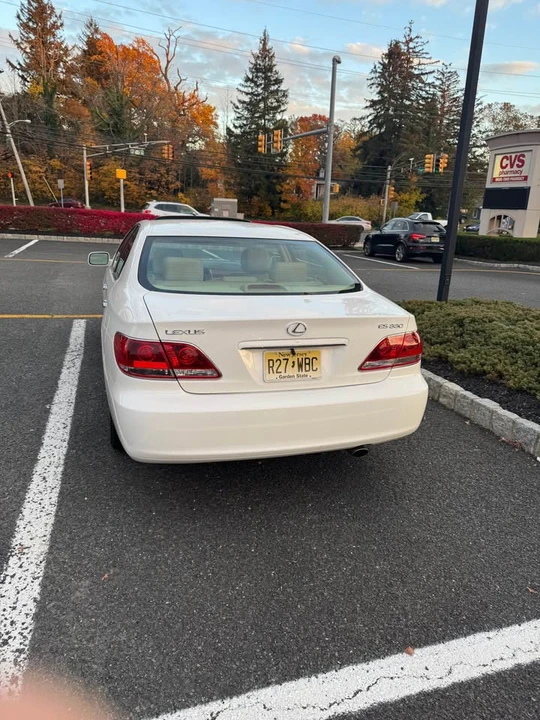 2006 Lexus ES 4th Gen - Image 6 of 11