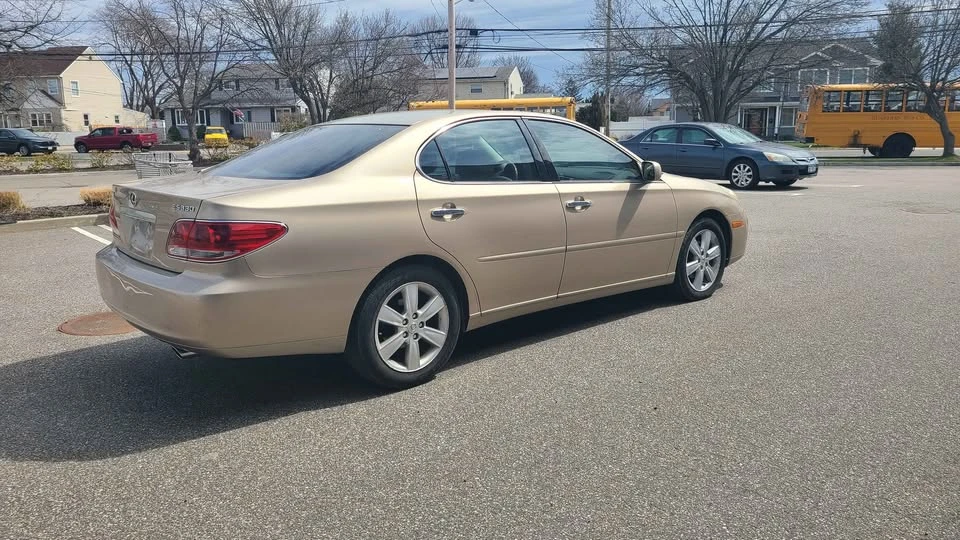2006 Lexus ES 4th Gen - Image 6 of 15