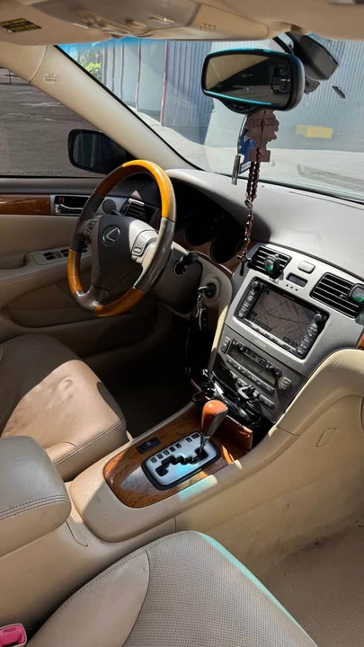 2006 Lexus ES 4th Gen - Image 15 of 17