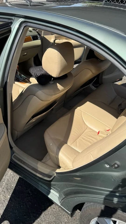 2006 Lexus ES 4th Gen - Image 11 of 17