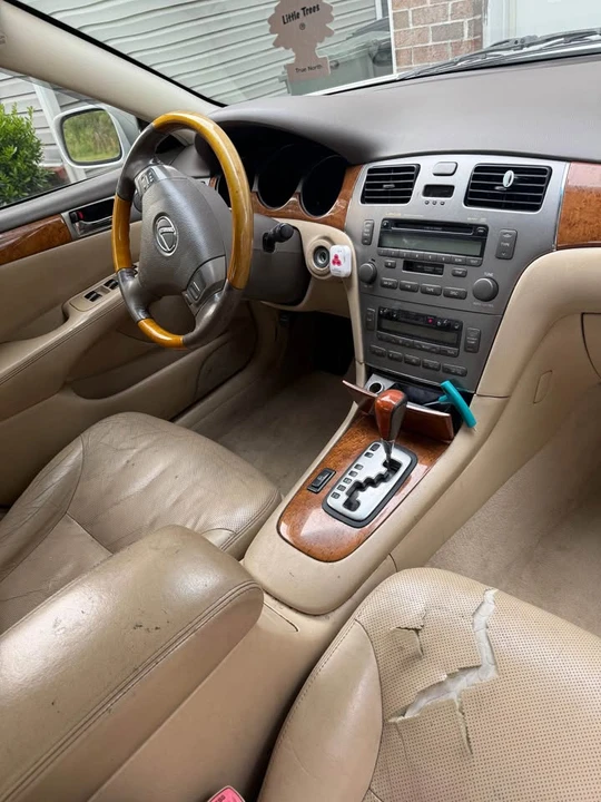 2006 Lexus ES 4th Gen - Image 4 of 5