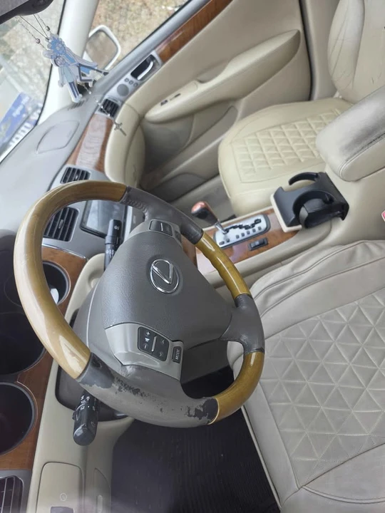 2006 Lexus ES 4th Gen - Image 2 of 4